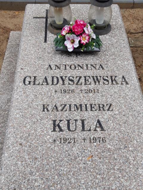 Grób ANTONINA GŁADYSZEWSKA